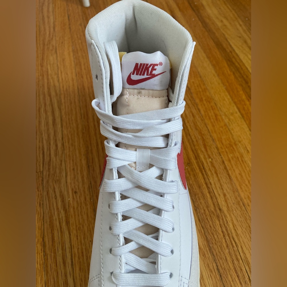 Women’s Blazer Mid 77 NN white/adobe red star dust sail size 11 - Picture 4 of 8